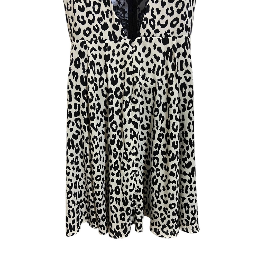 Express Leopard Print Dress Ruffle Sleeve Keyhole Mini Casual Party Size 12 - Picture 11 of 12